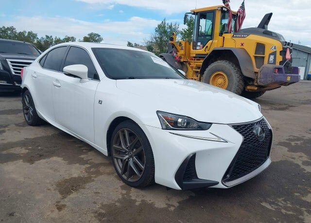 2017 LEXUS IS