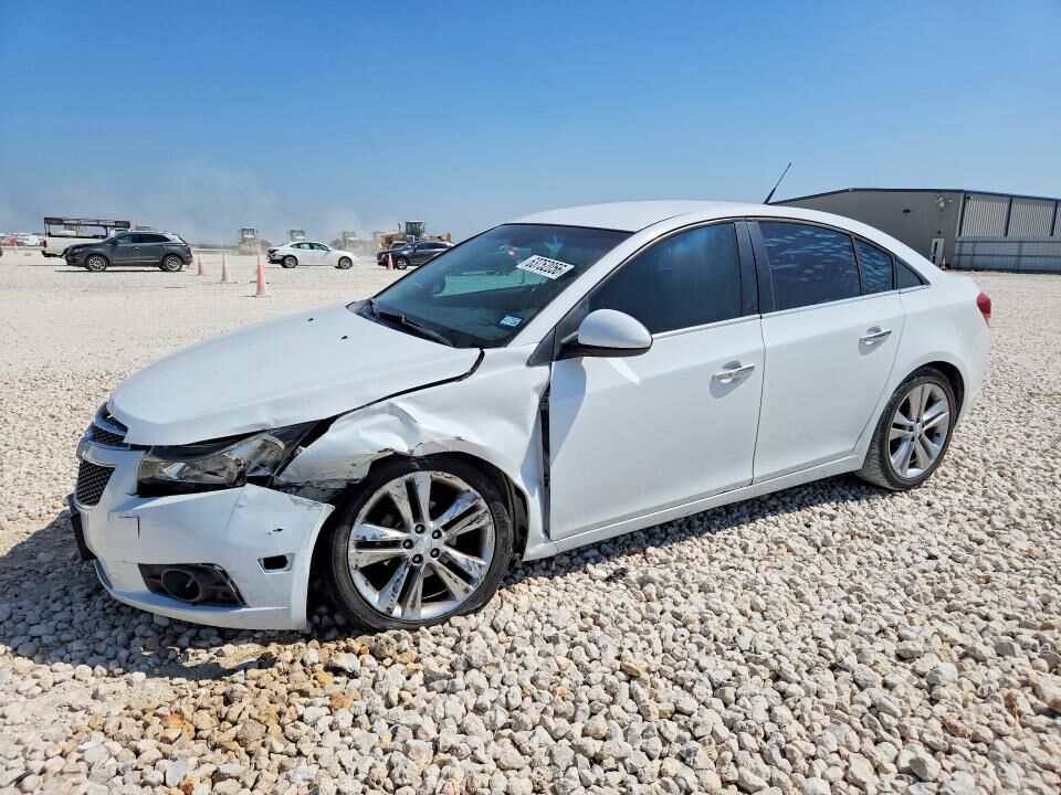 2013 CHEVROLET Cruze