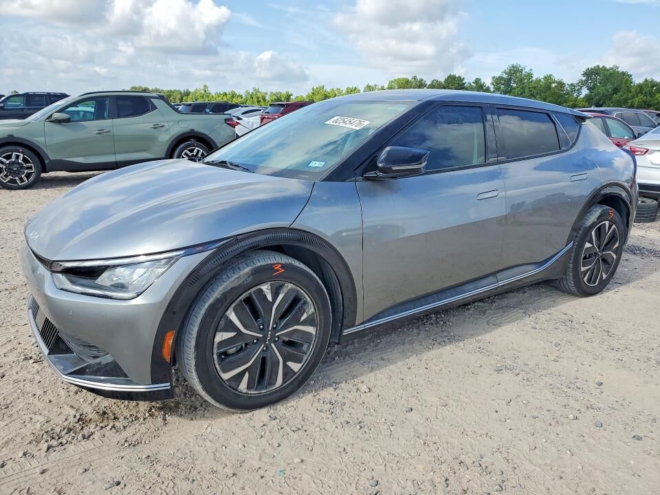 2022 KIA EV6