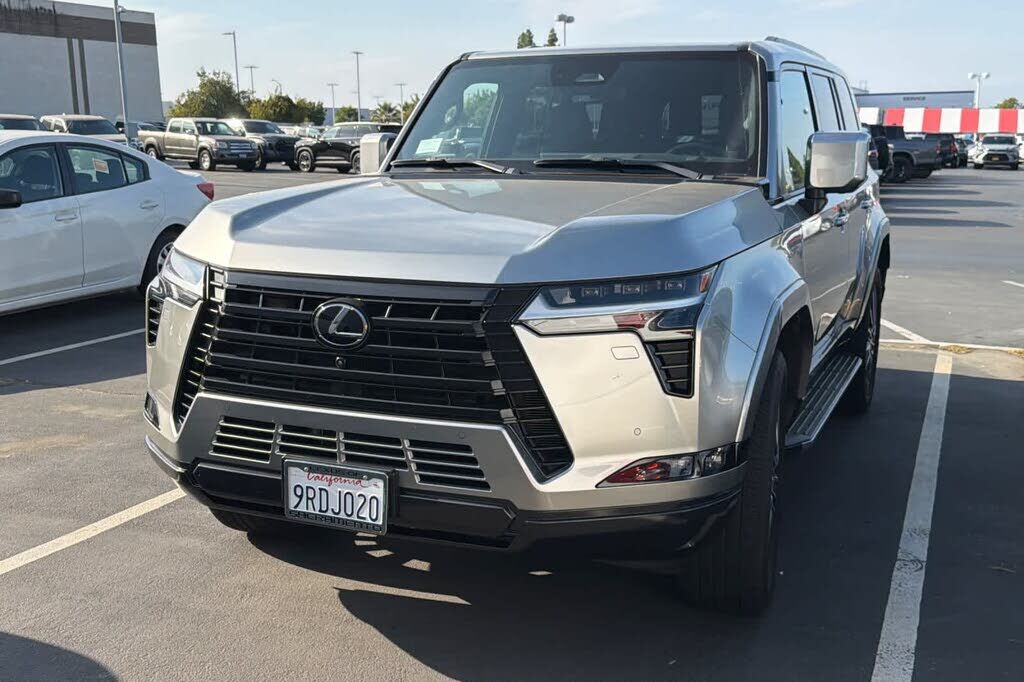 2024 LEXUS GX