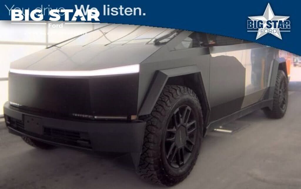 2024 TESLA Cybertruck