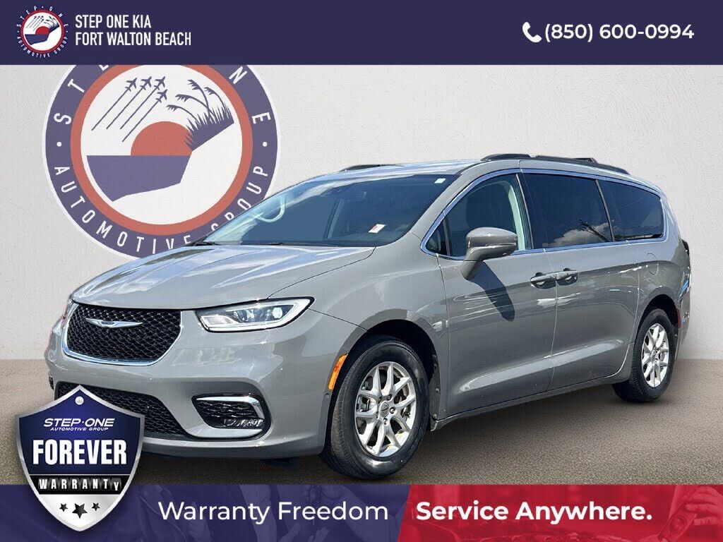 2022 CHRYSLER Pacifica