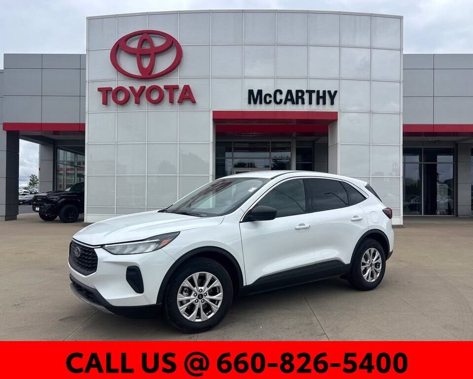 2024 FORD Escape