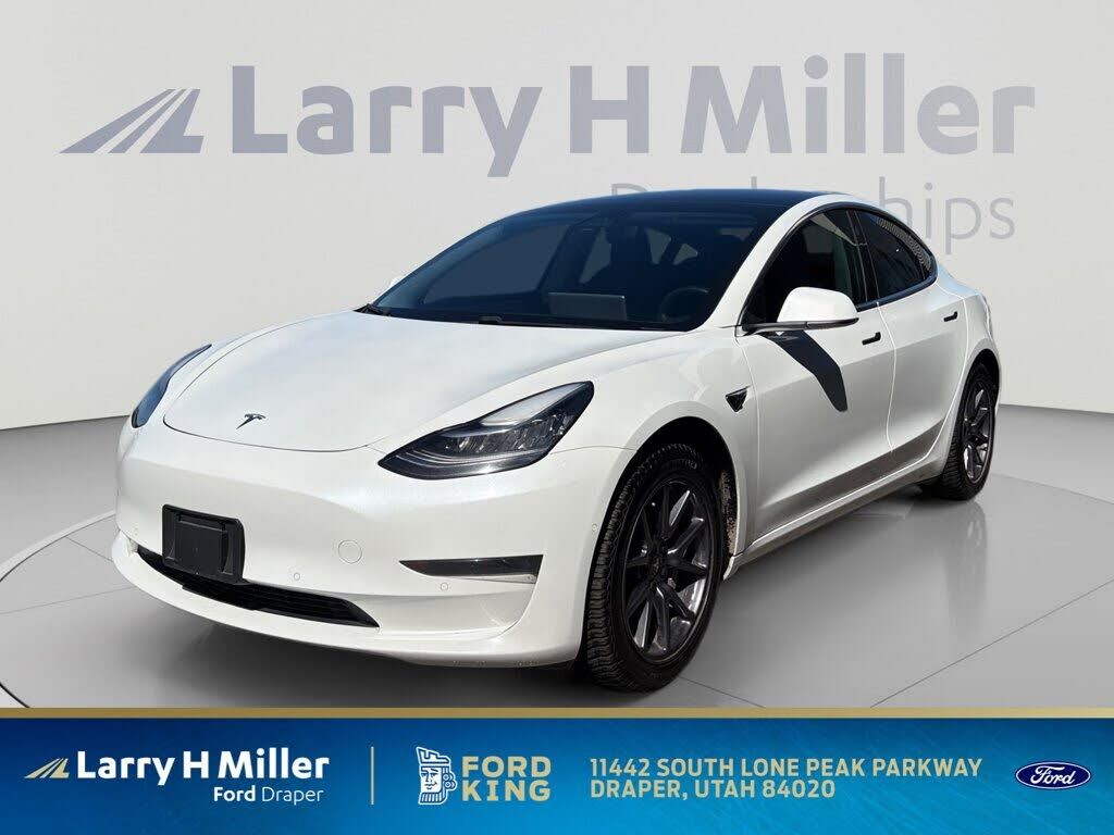2020 TESLA Model 3