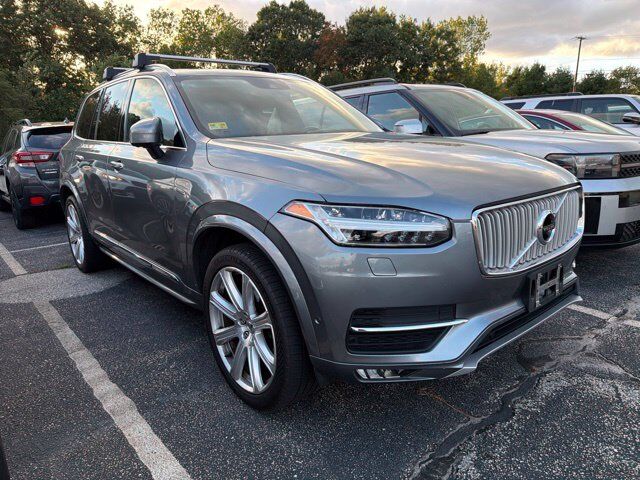 2019 VOLVO XC90
