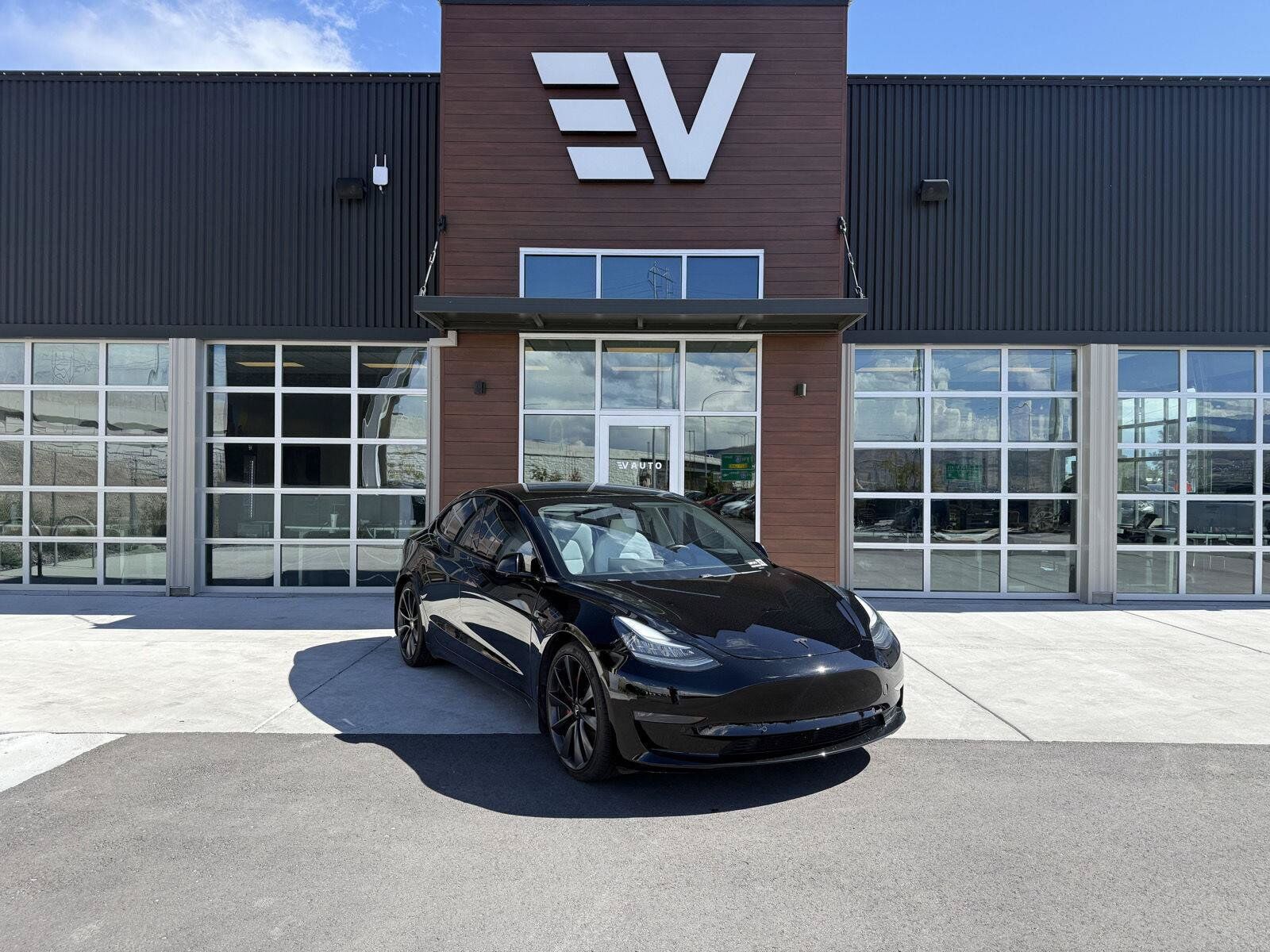 2020 TESLA Model 3