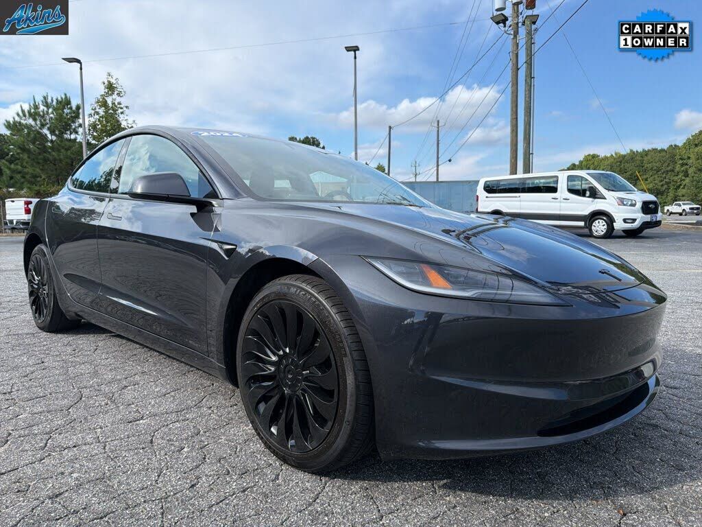 2024 TESLA Model 3