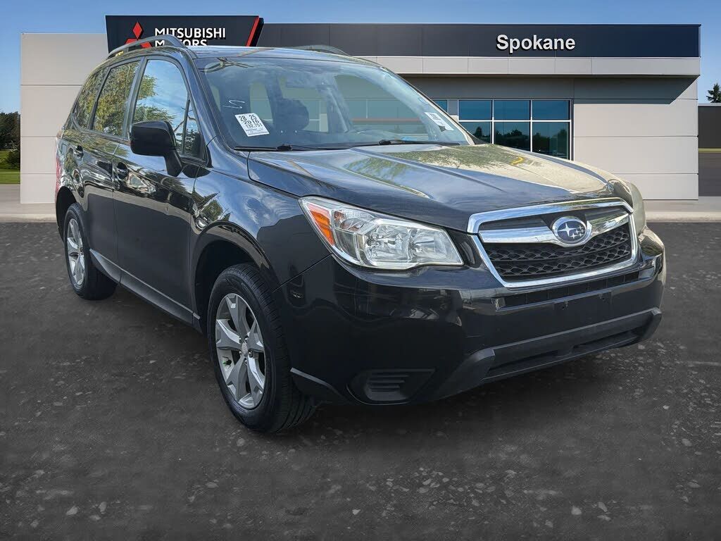 2016 SUBARU Forester