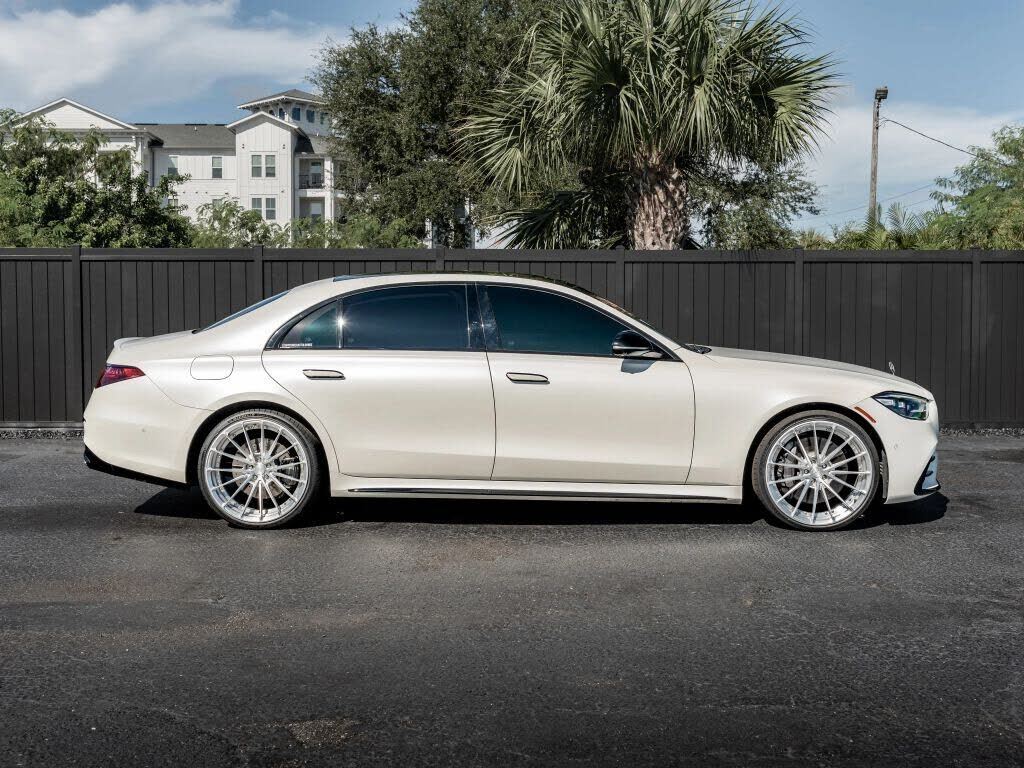2022 Mercedes-Benz S-Class