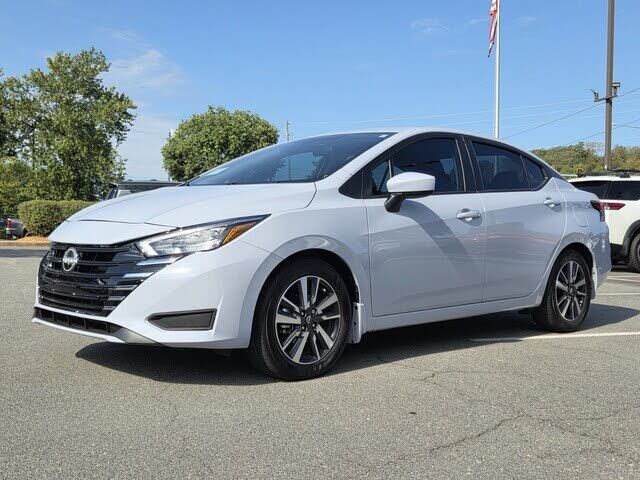 2025 NISSAN Versa