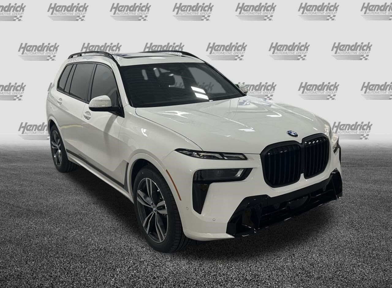 2027 BMW X7