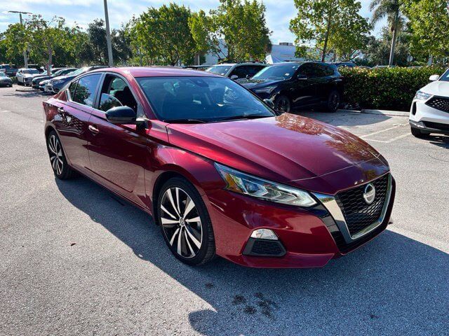 2021 NISSAN Altima