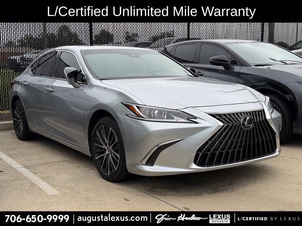 2025 LEXUS ES