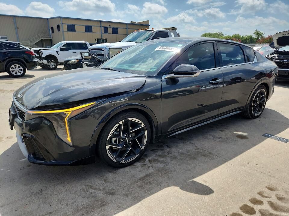 2025 KIA K4