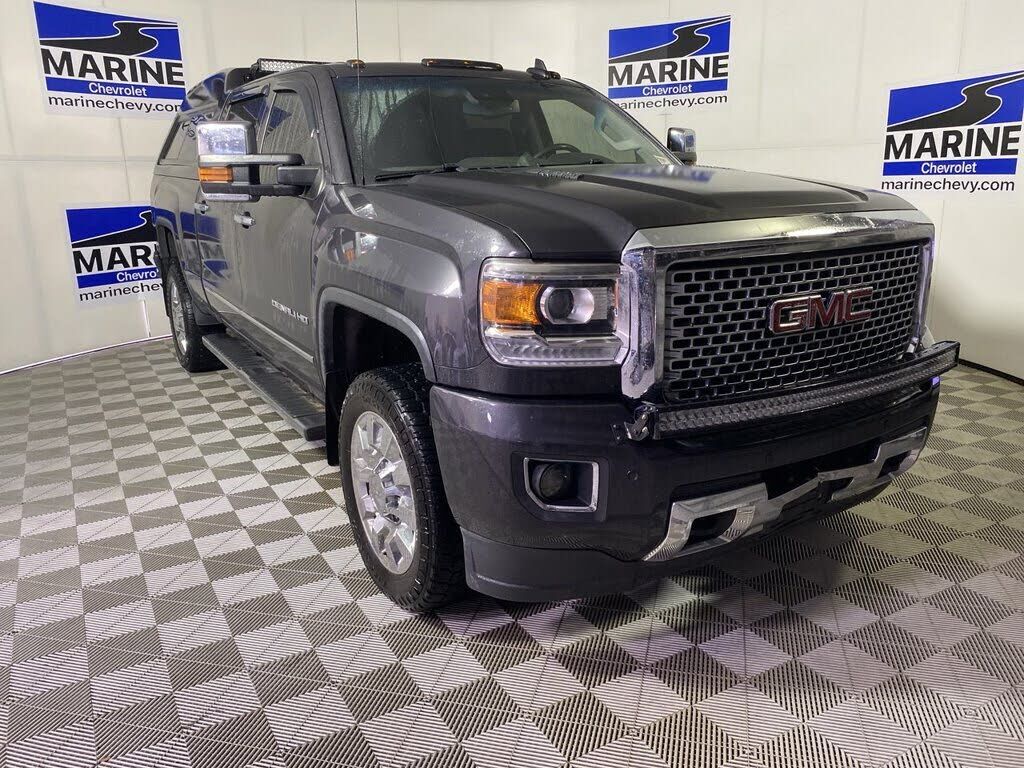 2016 GMC Sierra