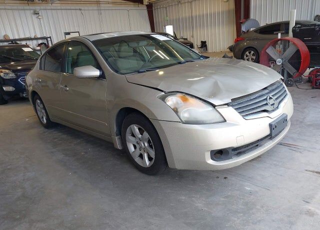 2009 NISSAN Altima