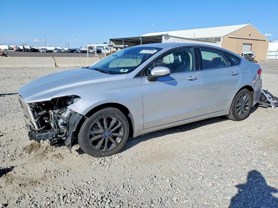 2019 FORD Fusion