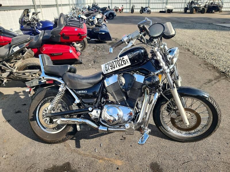 2005 SUZUKI VS1400