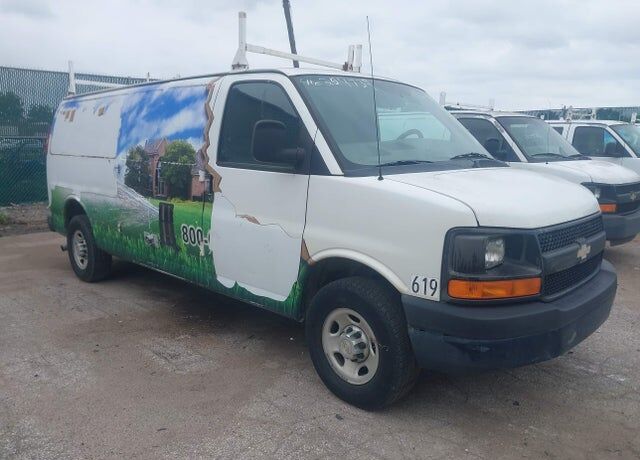 2011 CHEVROLET Express