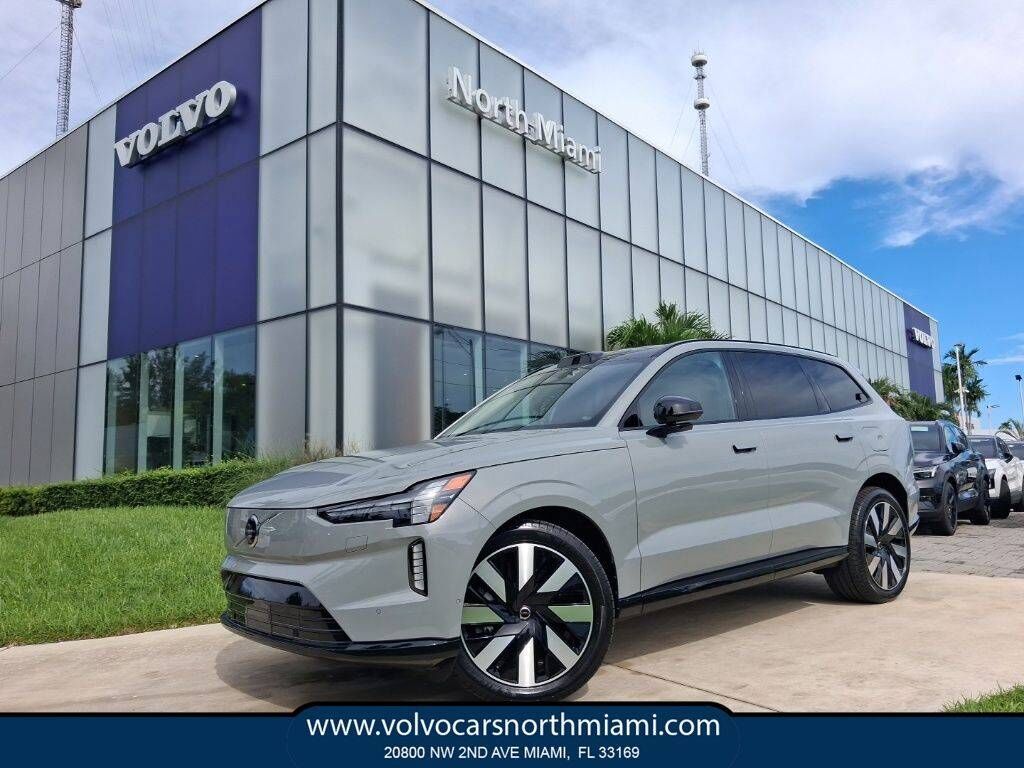 2025 VOLVO EX90