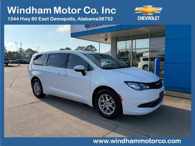 2023 CHRYSLER Voyager
