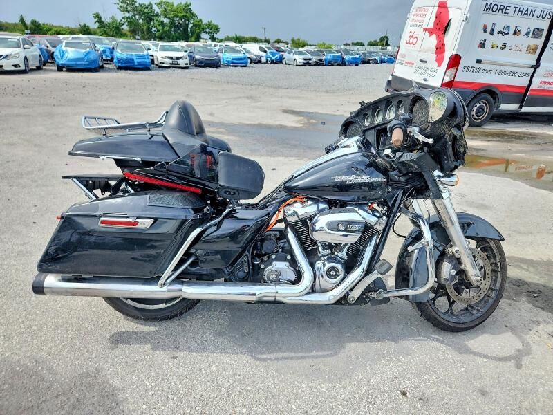 2020 HARLEY DAVIDSON FLHX / Street Glide