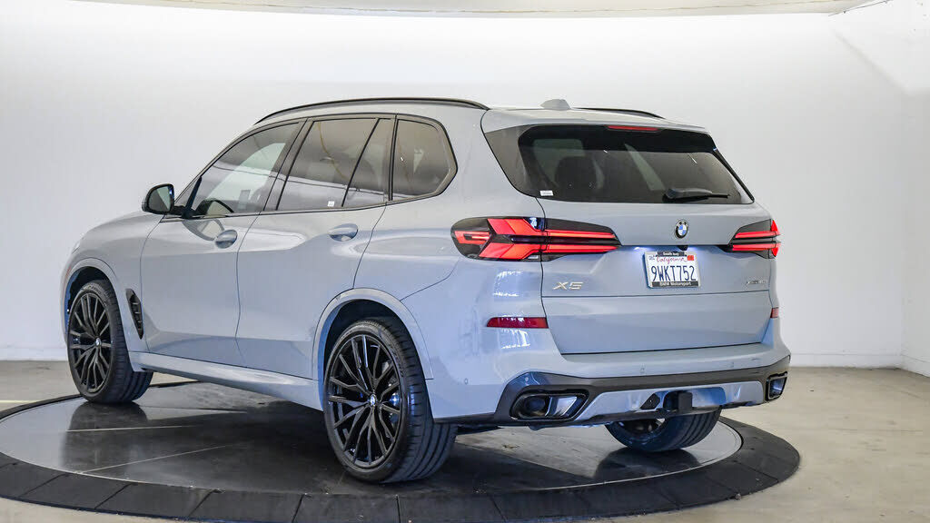 2026 BMW X5
