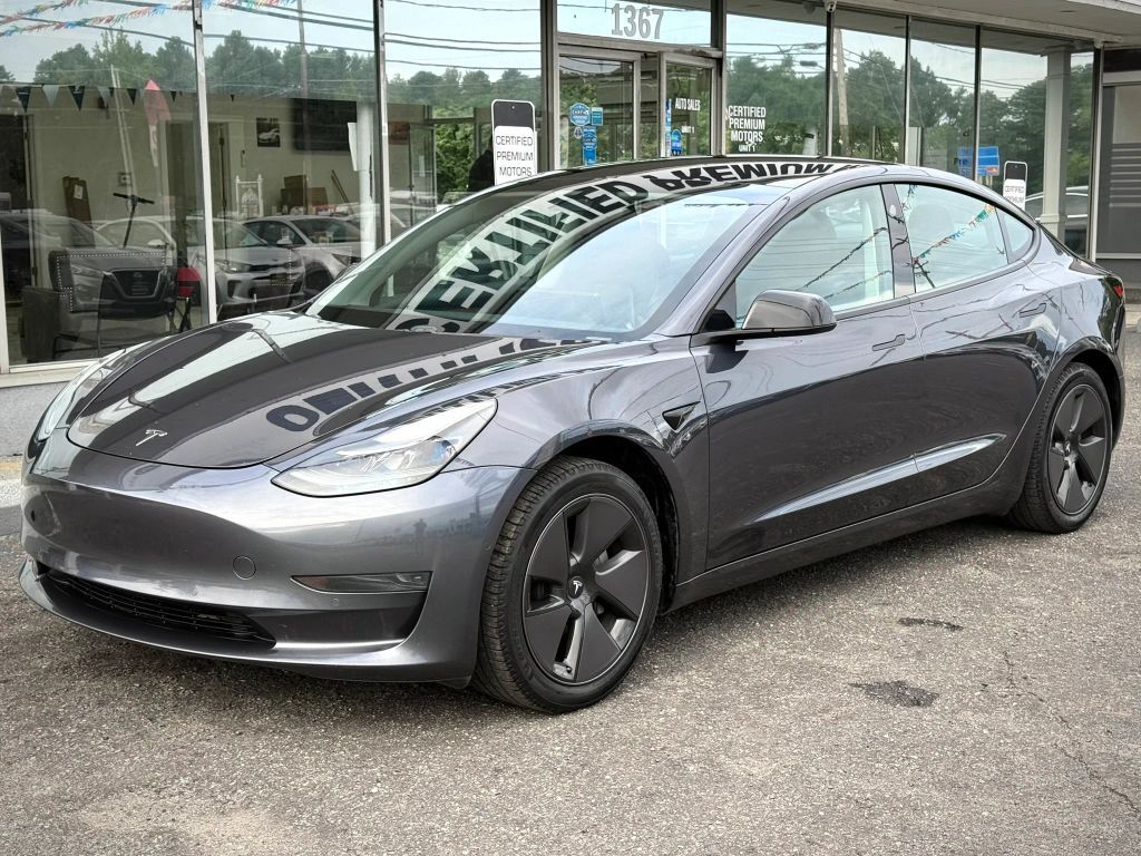 2021 TESLA Model 3