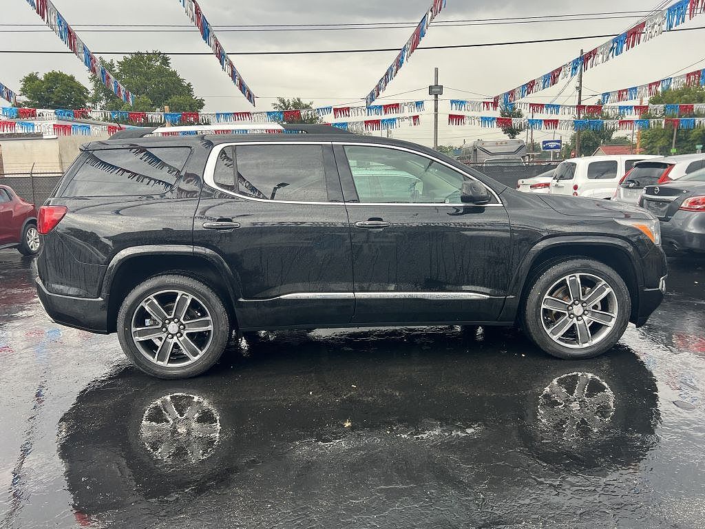 2017 GMC Acadia