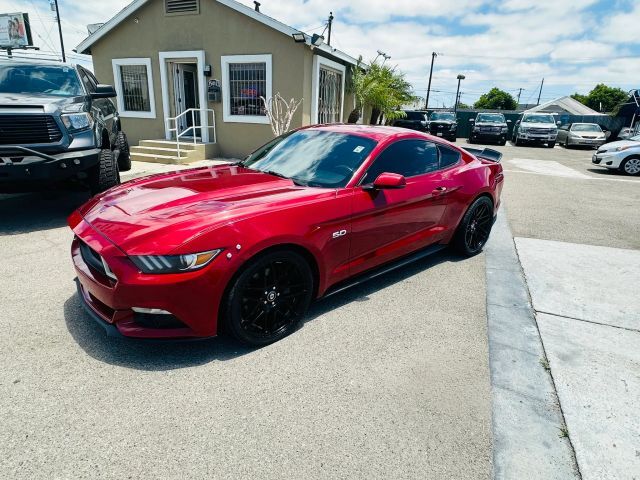 2017 FORD Mustang
