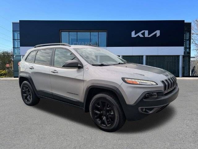 2017 JEEP Cherokee
