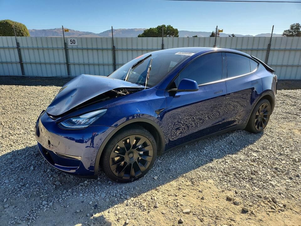2022 TESLA Model Y