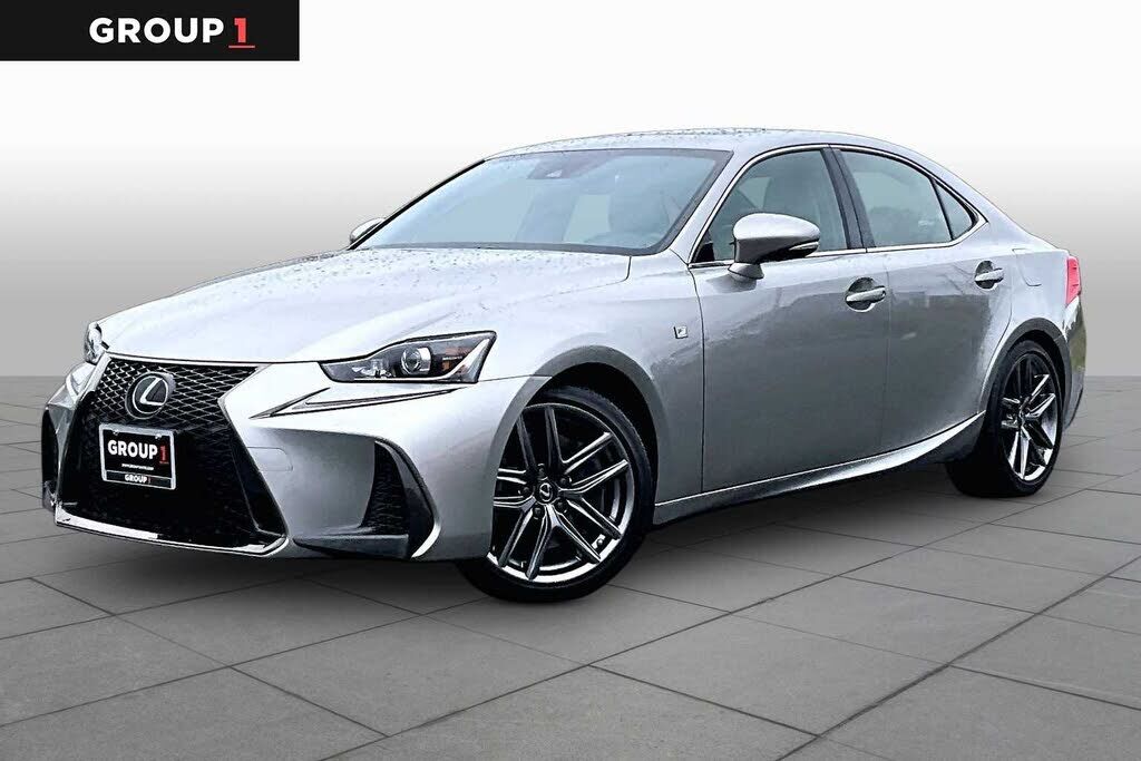 2019 LEXUS IS