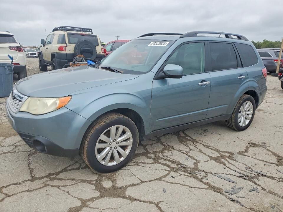 2011 SUBARU Forester