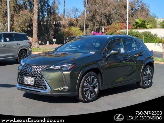 2026 LEXUS UX