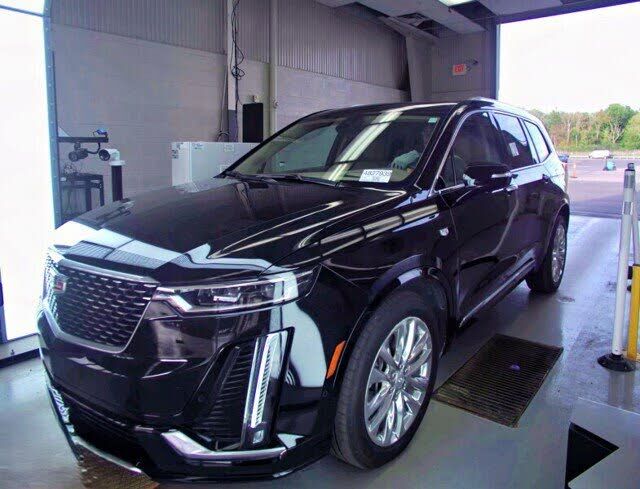 2025 CADILLAC XT6