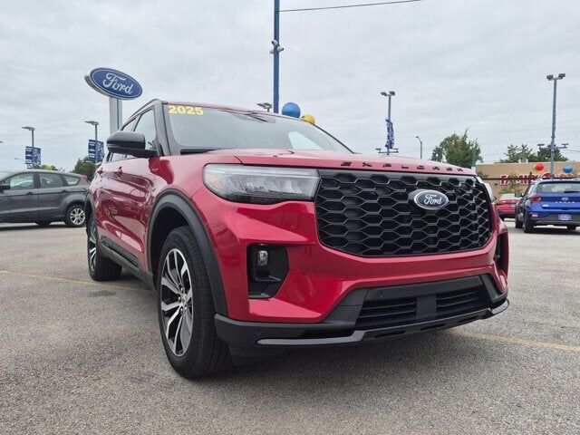2025 FORD Explorer