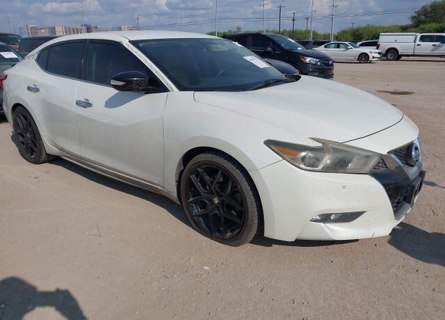 2016 NISSAN Maxima