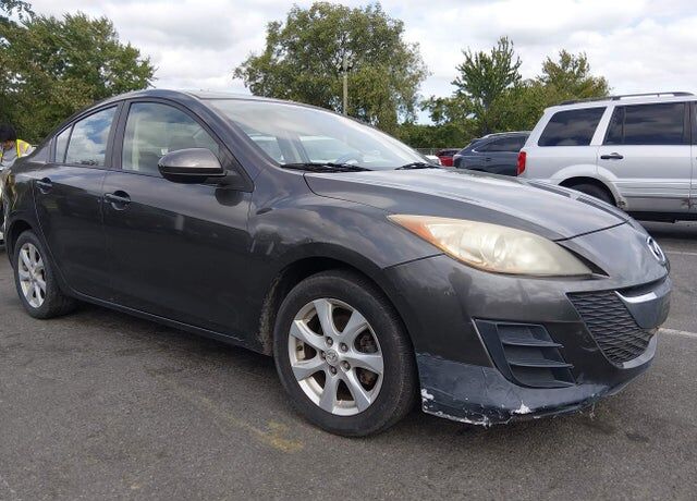 2010 MAZDA Mazda3