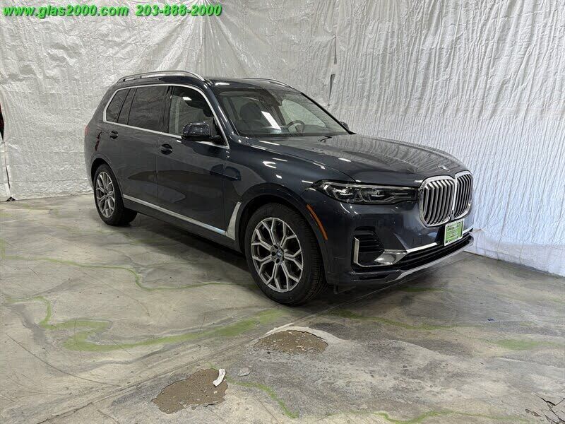 2022 BMW X7