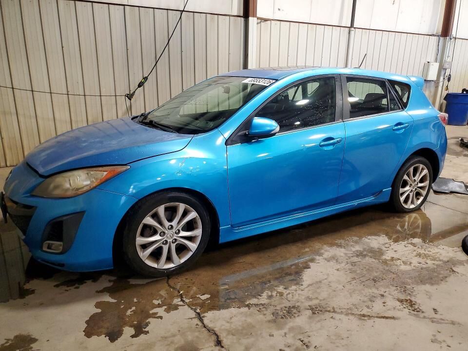 2010 MAZDA Mazda3