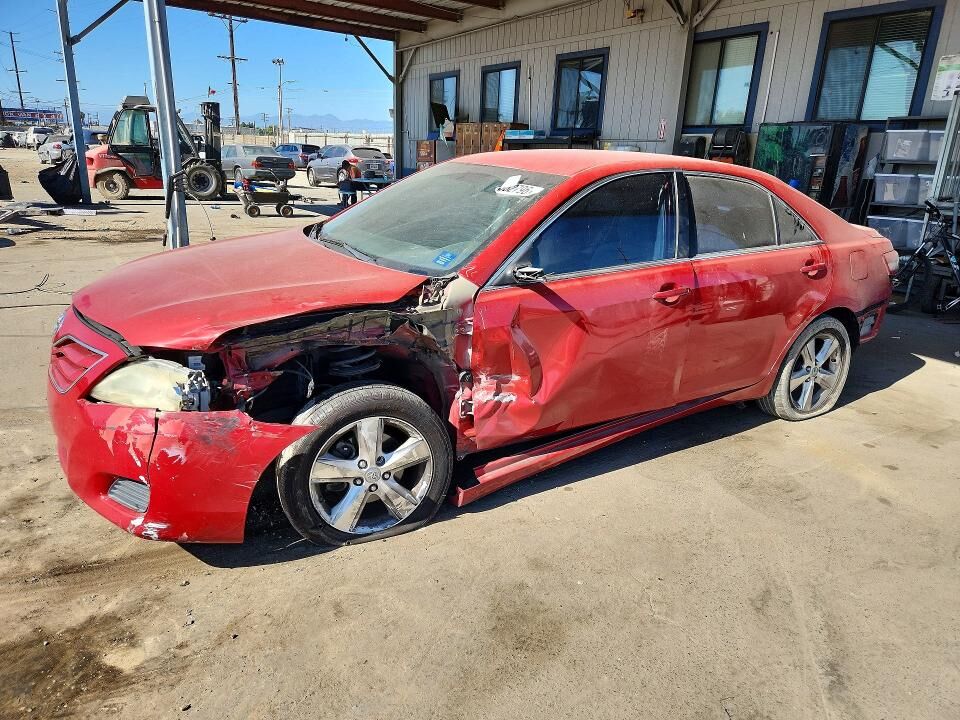 2010 TOYOTA Camry