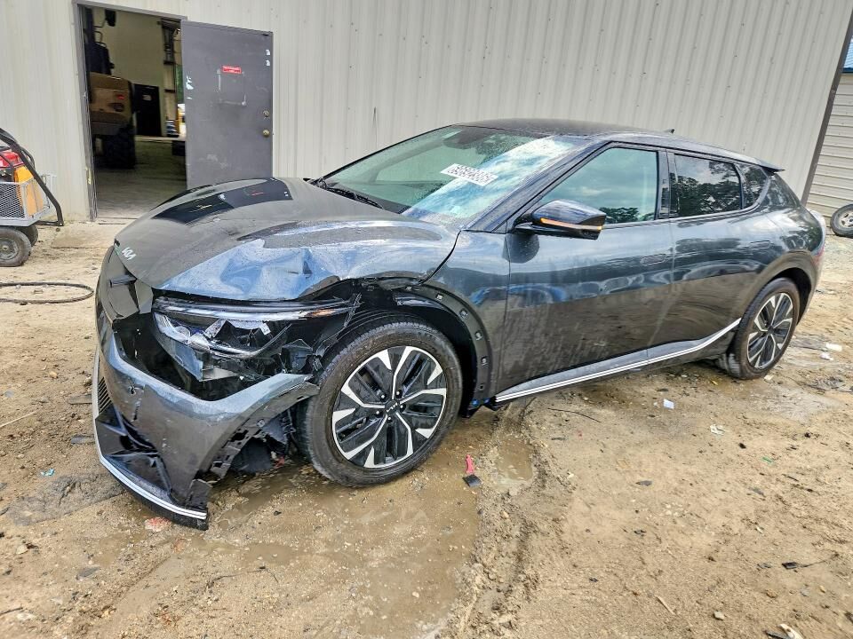 2024 KIA EV6