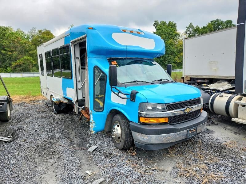 2020 CHEVROLET Express