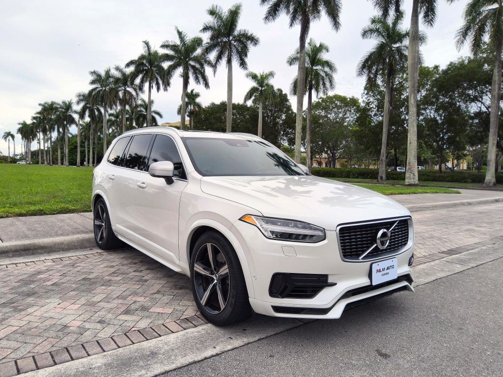 2016 VOLVO XC90