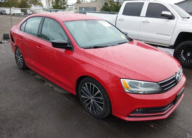 2016 VOLKSWAGEN Jetta