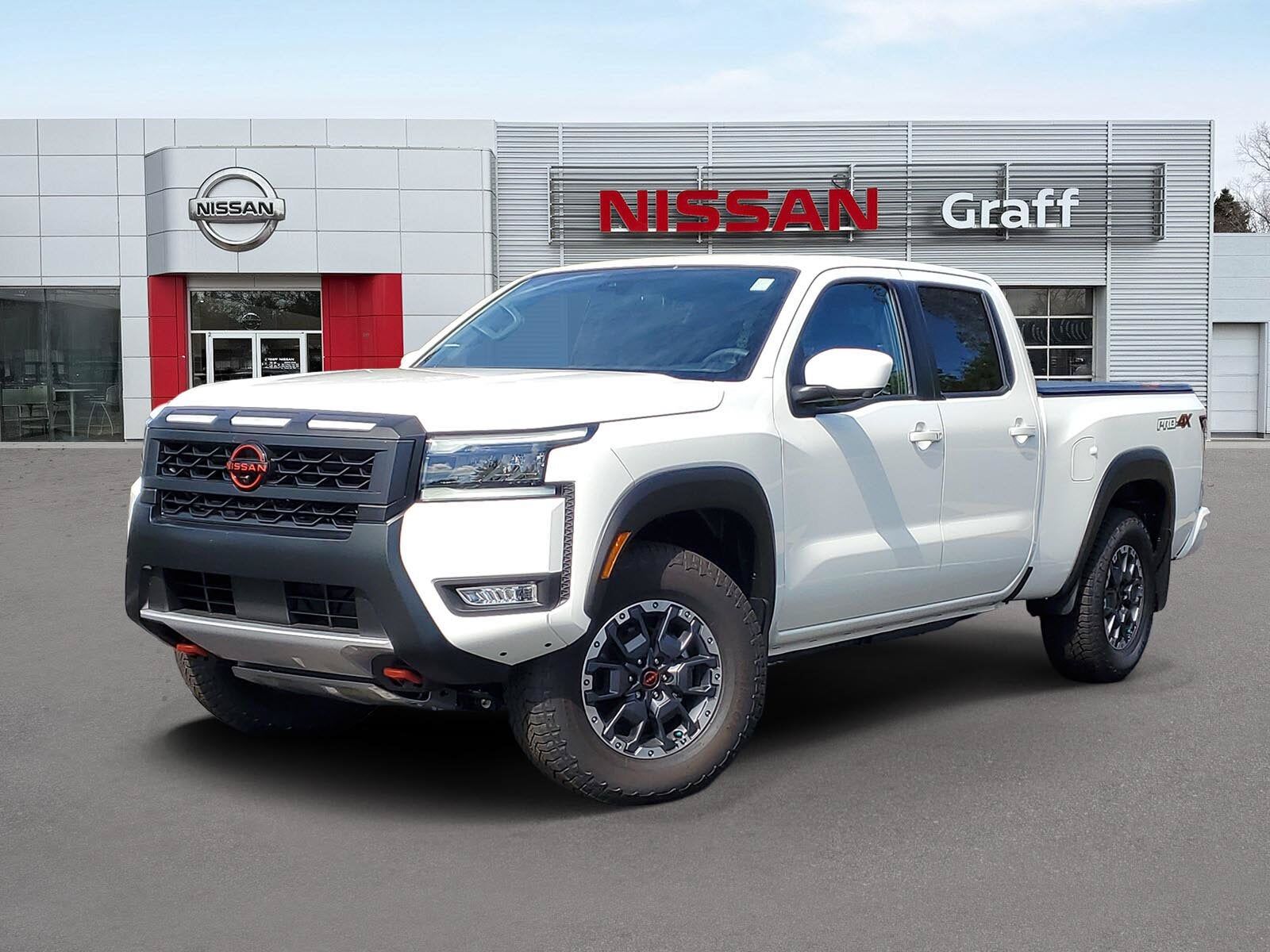2026 NISSAN Frontier