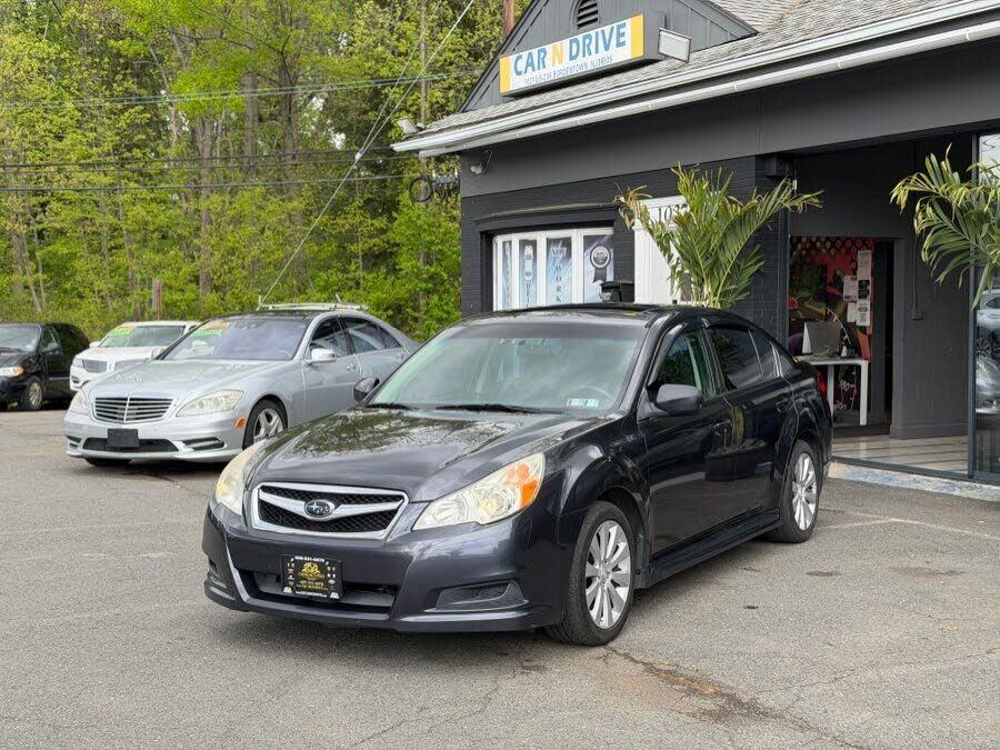 2011 SUBARU Legacy