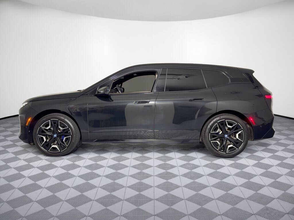 2024 BMW iX