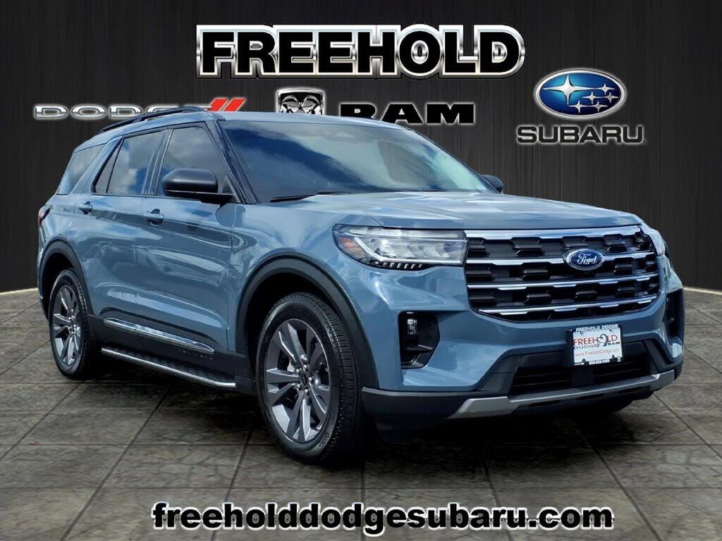 2025 FORD Explorer